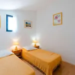 Villa Pavillon Climatise 3 Avec Terrasse A 250m De La - Fr-1-409-91