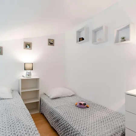 Pavillon Climatise 3 Chambres Avec Terrasse A 250M De La Plage - Fr-1-409-91 Villa