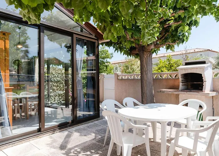 别墅 Pavillon Climatise 3 Avec Terrasse A 250m De La - Fr-1-409-91 *