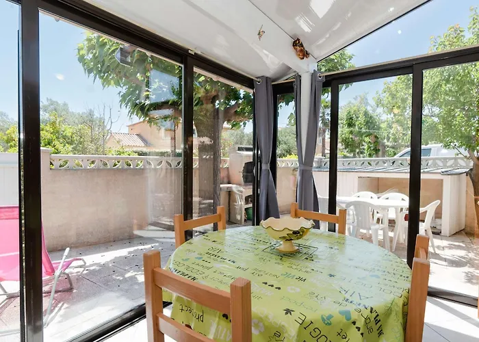Pavillon Climatise 3 Avec Terrasse A 250m De La - Fr-1-409-91 别墅
